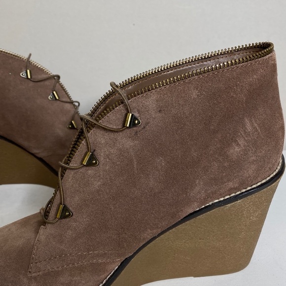 Fergie Ophelia Suede Leather Wedge Ankle Booties Boots - Picture 6 of 11